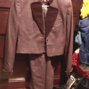J gallery Suit purple 80%wool size6/7